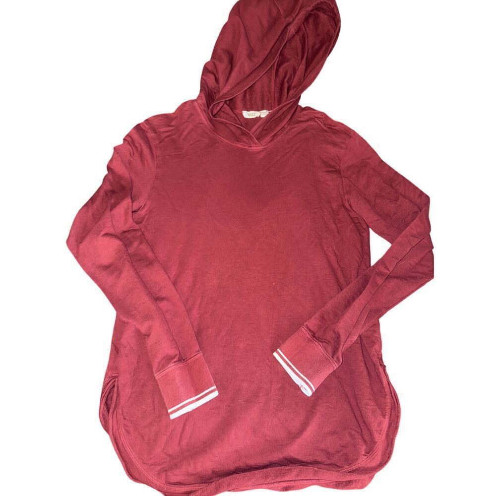 WILT long sleeve hooded top size SMALL